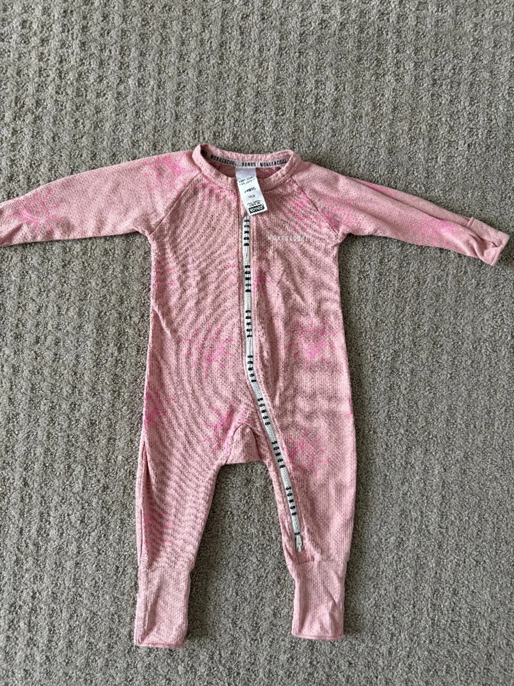 Bonds Australia Pink Wondercool Size 3-6 months baby girl EUC